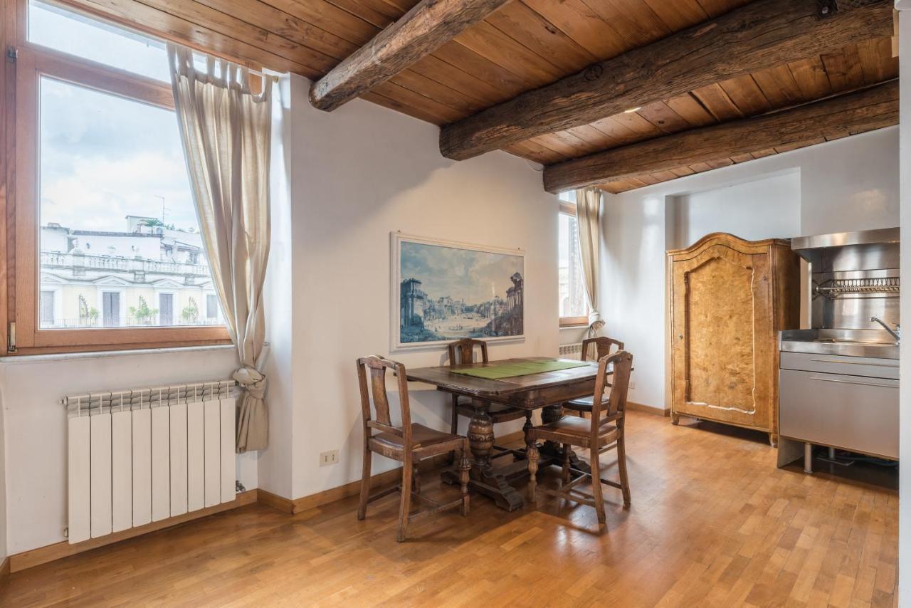 Cozy Wooden Apt In Piazza Navona Apartment Roma Ngoại thất bức ảnh
